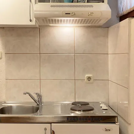 Lavender On Nincevica St- 1 Bedroom 5 Min To The Old Town Of Спліт