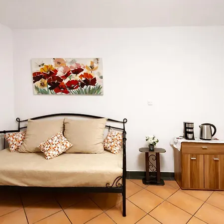 Homey 1 Bedroom 5 Min Walk To Old Town & Bacvice * 斯普利特