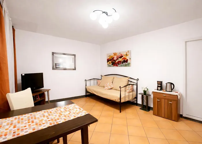 Homey 1 Bedroom 5 Min Walk To Old Town & Bacvice Appartamento Spalato